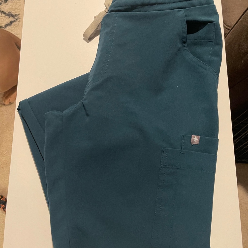 Figs Yola scrub pant XS